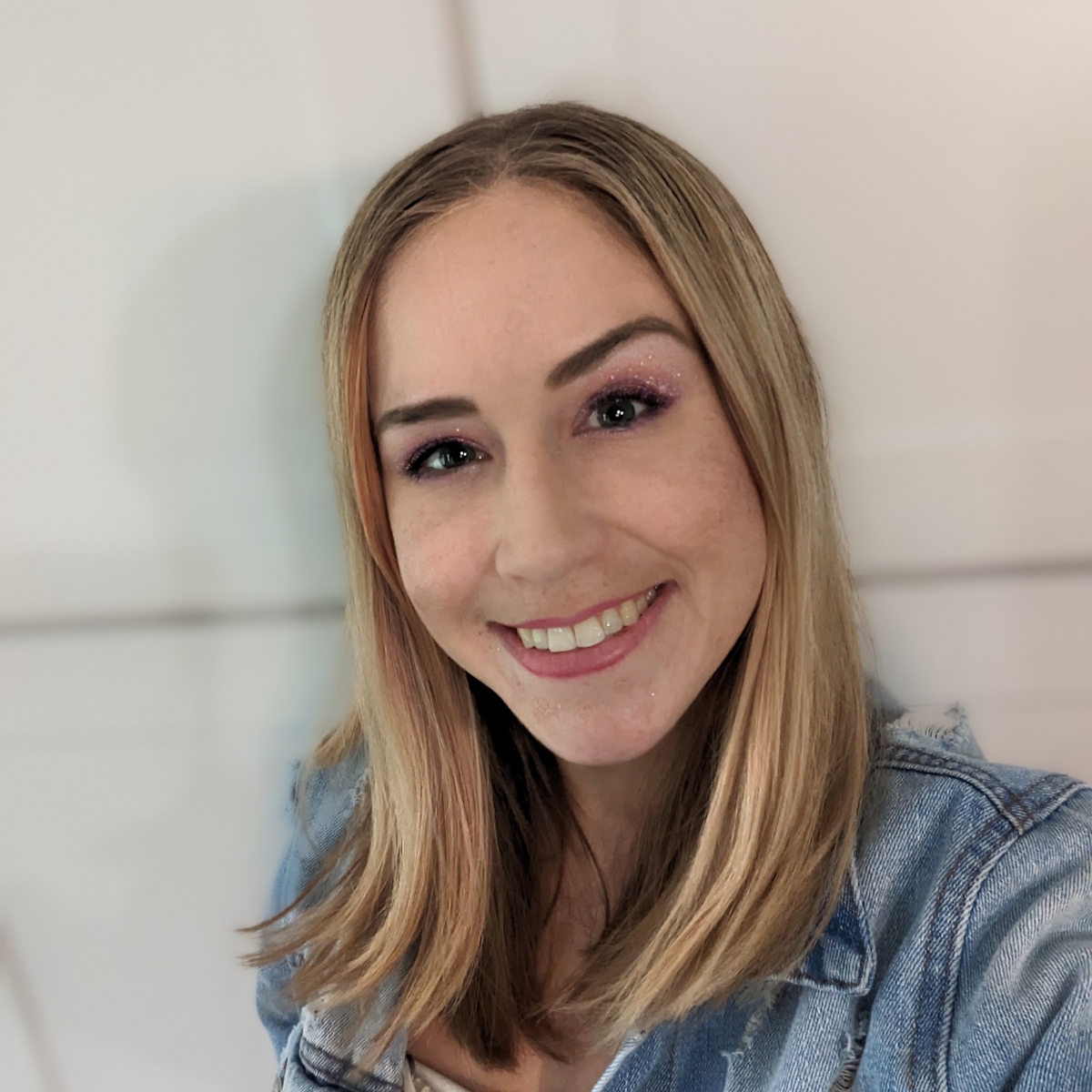 alivia-teague-headshot